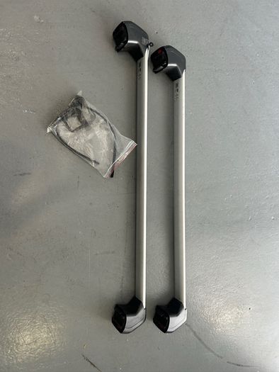 BMW Roof Bars G30 5 Series & Range Rover Velar Roof Bars