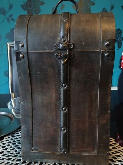 Wine Carrier