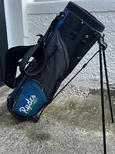 Golf bag. Carry