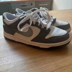 Nike Dunks Low