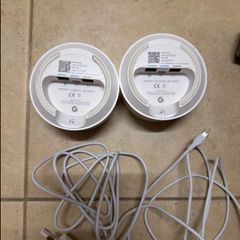Google WiFi mesh access points