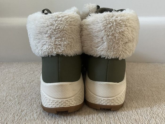 Winter Shoes Skechers
