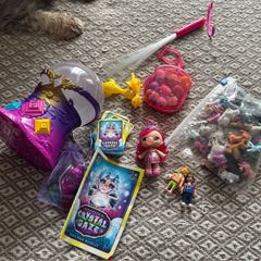 toys (crystal gaze, squishmallows and other)