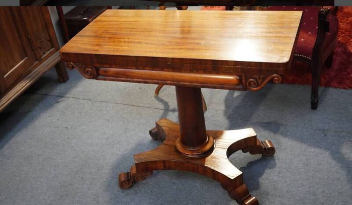 Antique Rosewood William IV Card Table (c.1830)