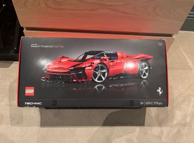 LEGO Technic Ferrari Daytona SP3 42143 - Retired