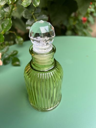 Vintage green ribbed glass scent bottle Price drop