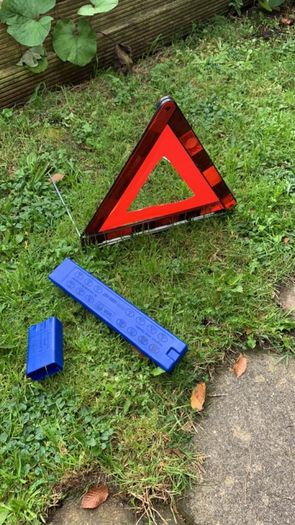 bmw warning triangle