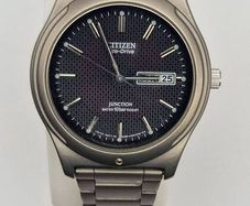 Eco drive citizen wristwatch