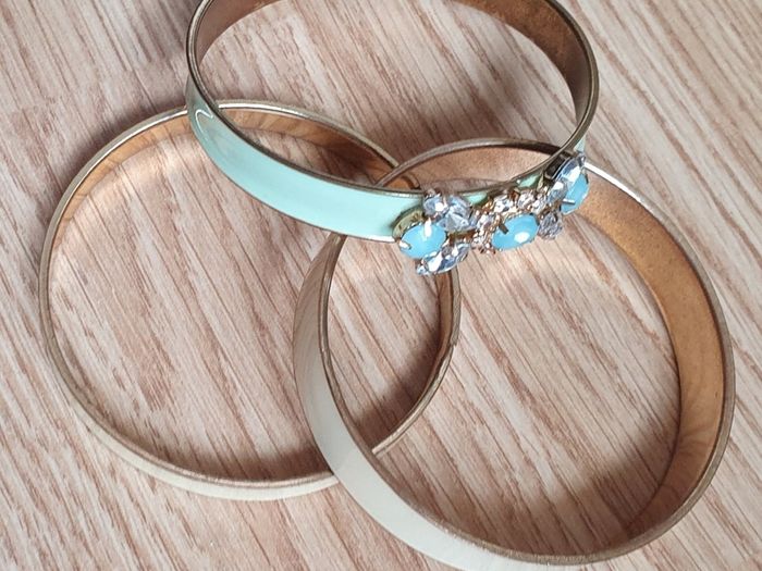 3 Pretty Bracelets