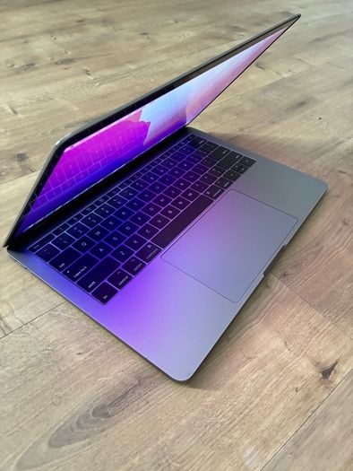 Apple MacBook Pro 14" 2018 Core i5 8+128Gb