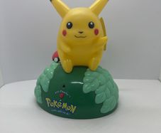 pikachu vintage figure 1999