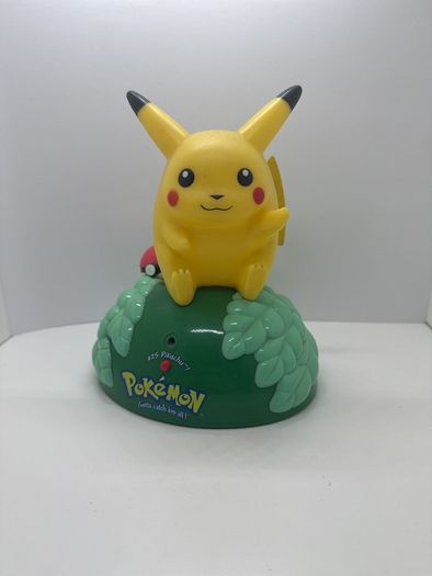 pikachu vintage figure 1999