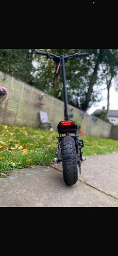 Electric scooter