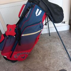 callaway water resistant golf bag with stand.
