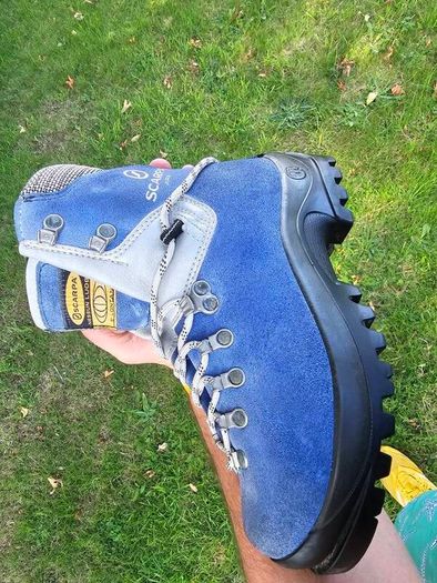 Vintage Scarpa Jura Mountaineering Boots Women's size 38