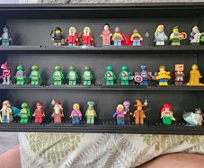 32 x variety of lego minifigures