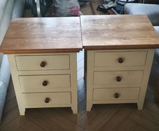 Bedside lockers