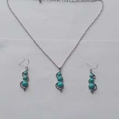 Boho Turquoise Necklace and Earring Set Silver Tone Free Postage
