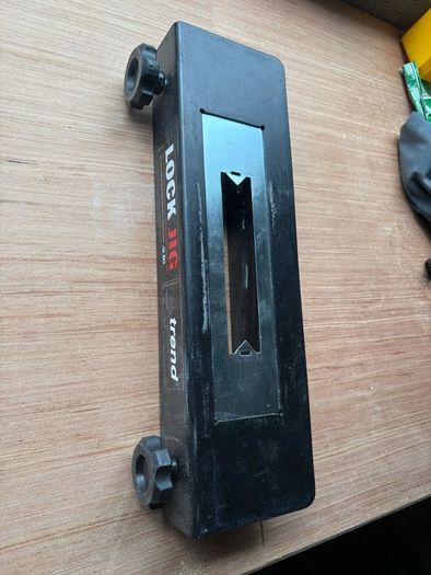 Trend lock jig