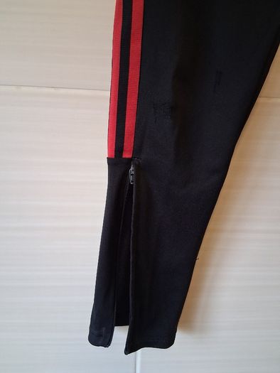 Manchester United Track Bottoms. Training Top Leggings. Official Adidas Youth Age 13 To 14 Years. Collect In Dublin Or Receive Via Post.