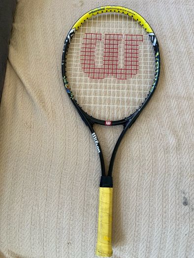 tennis rocket Wilson 3 7/8" Serena