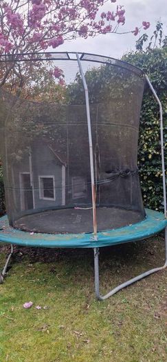 Trampoline