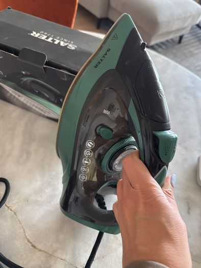 steam iron 3200w Saltee