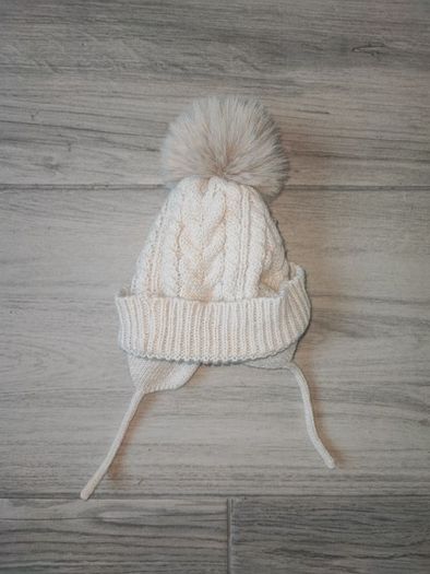 Brand new with tags - 0-3mths Baby Newborn Cardigan & Hat