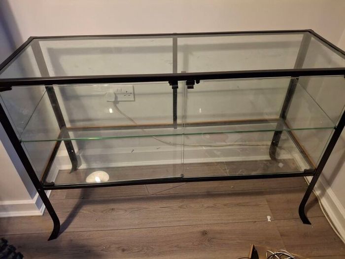 Glass display cabinet