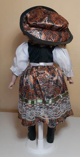 Porcelain dolls