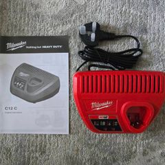 milwaukee charger m12