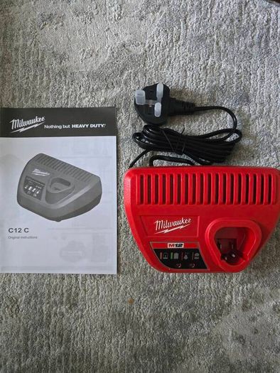 milwaukee charger m12