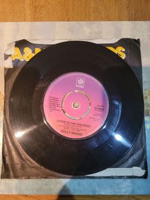 Kelly Marie, Listen To The Children, 7 inch vinyl single