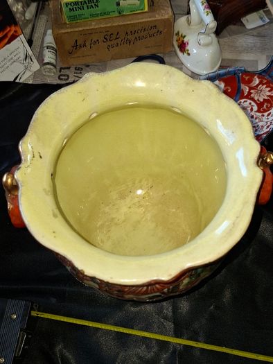 Beautiful Vintage Chinese Satsuma Style Footed Planter Moriage Geisha Cachepot Jardiniere,. Add a touch of classic Hollywood Regency flair to your home