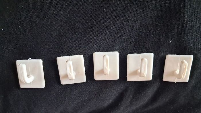 x5 Bundle - Brand New Self Adhesive Multi-Purpose Wall Mounted Hooks - RRP - 3.19