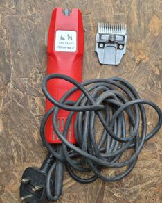 Aesculap GT104 Favorita II clipper + Aesculap GT770 blade