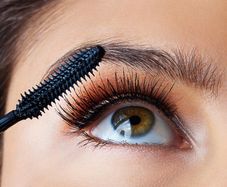 Fabulous Black Mascara with Amazing Silicone Brush - Full Volume & Lenght