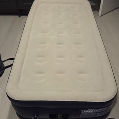 Green Haven inflatable mattress