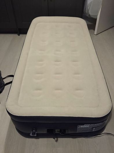 Green Haven inflatable mattress