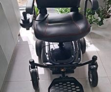 Mobility scooter