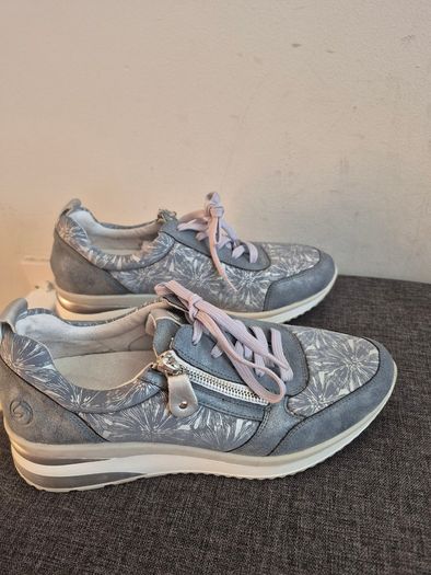 Remonte wedge trainers