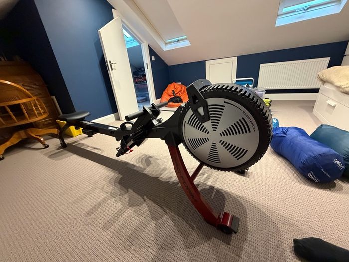 Folding rowing machine proform r600