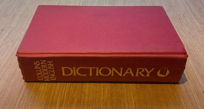 Vintage The Collins Modern English Dictionary