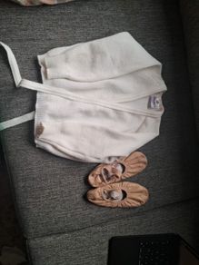 ballet  tog and shoes .