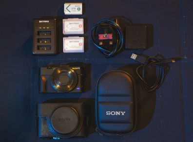 Sony RX100 II Compact Camera + 3 Batteries + Triple USB-C Charger