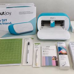 Cricut Joy + Accessories & Original Box