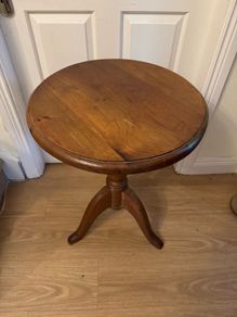 19th Century Antique Pine and Elm Small Tavern Table with Rotating Top