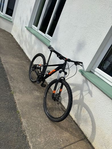 cube mountain bike