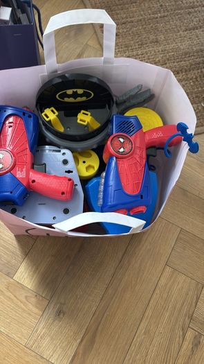 toys