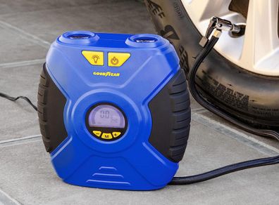 Goodyear 90 PSI 10 Amp Digital Compressor with 12V Connector